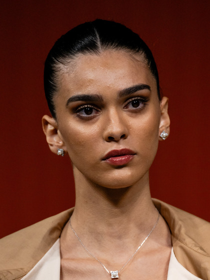 Laura Biagiotti 发布会 女式 耳饰 耳钉图片6644186